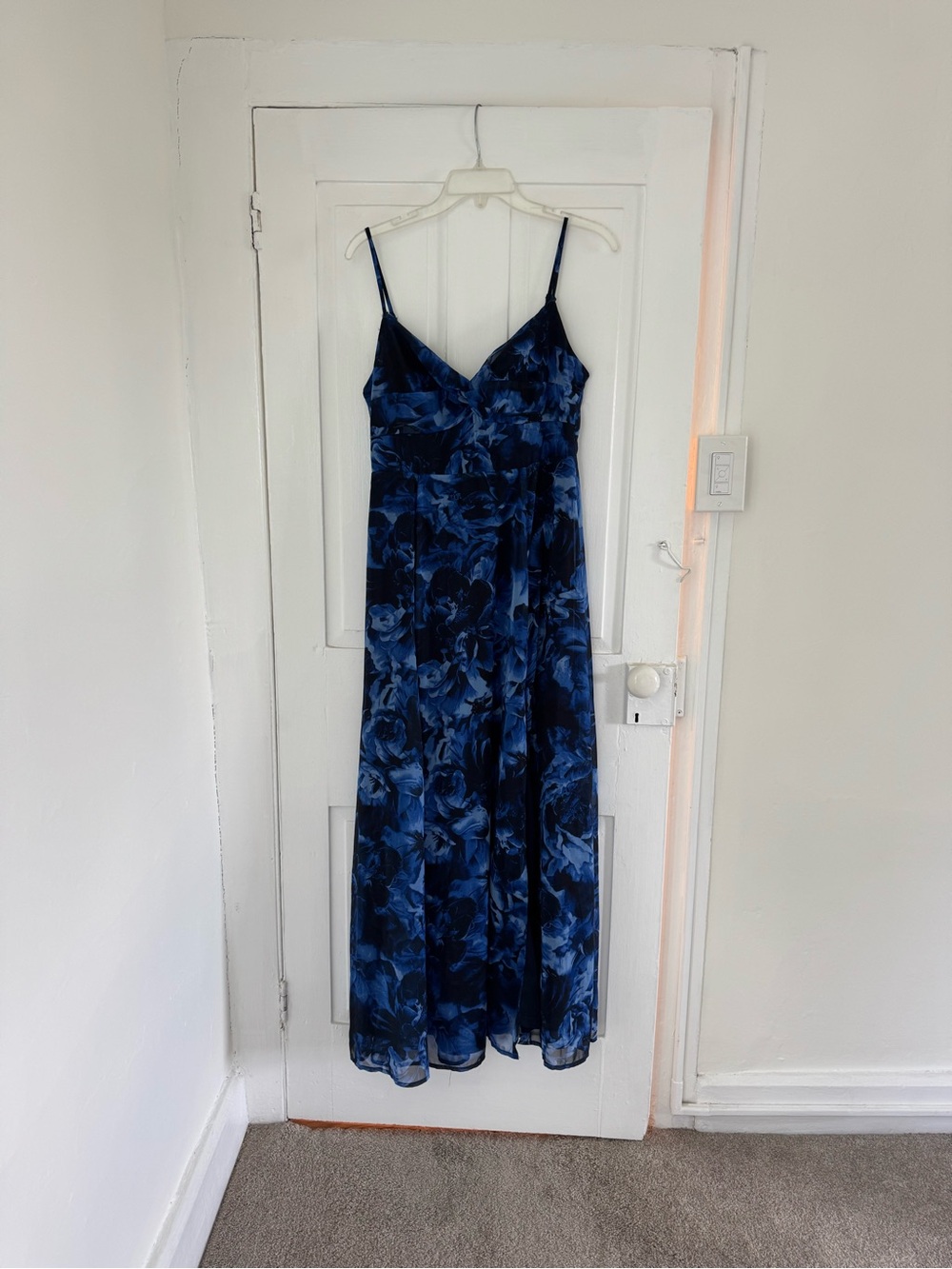 Lulu's Blue Floral Spaghetti-Strap Maxi Dress